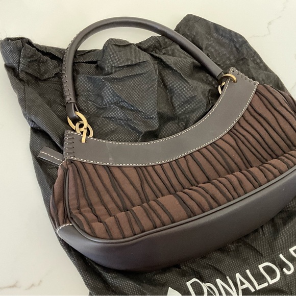 NWOT DONALD PLINER BROWN AND BLACK SMALL PURSE. - Picture 4 of 5